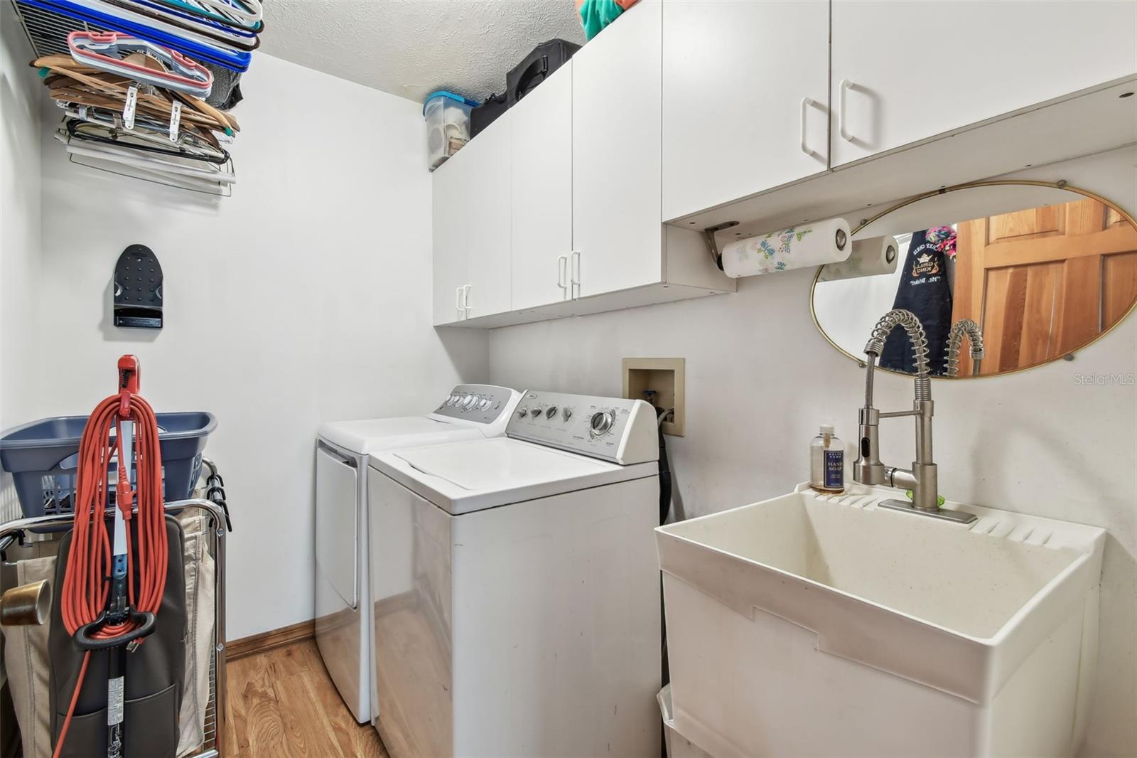 Image 37 of 50 For 2914 Timber Knoll Drive