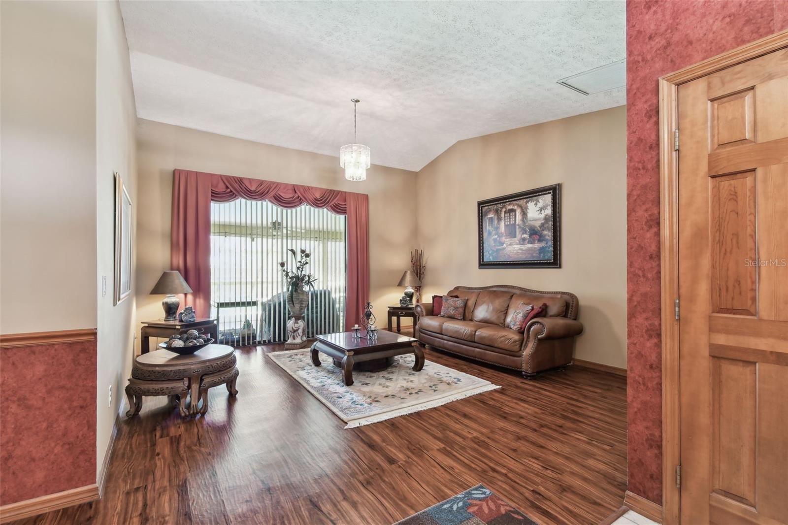 Image 7 of 50 For 2914 Timber Knoll Drive