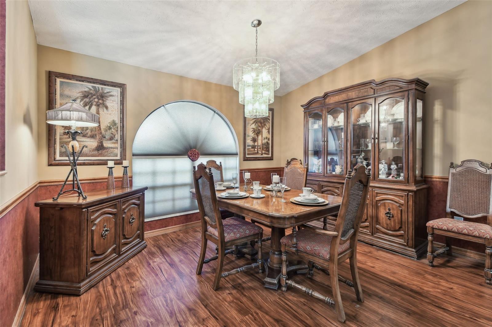 Image 8 of 50 For 2914 Timber Knoll Drive