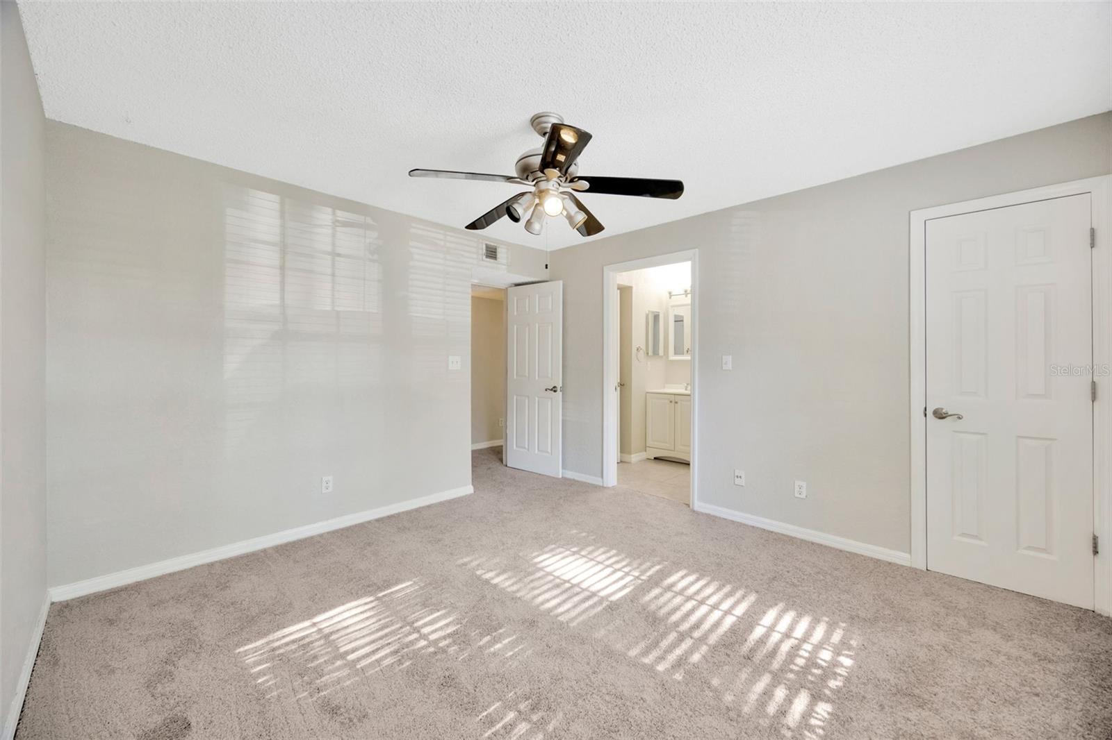 Image 13 of 46 For 3270 Haviland Court 101