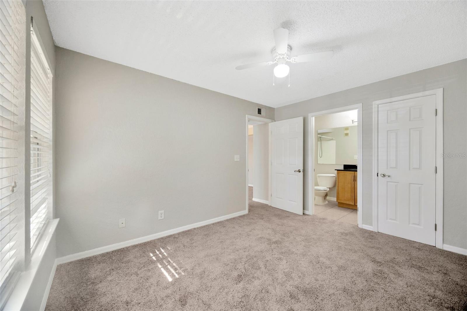 Image 24 of 46 For 3270 Haviland Court 101