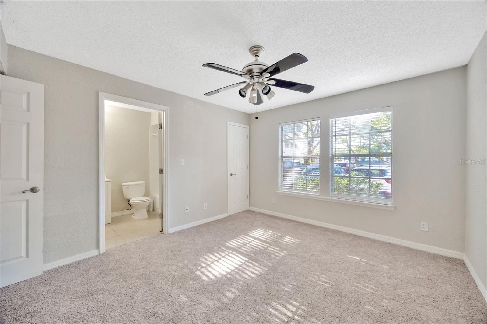 Image 27 of 46 For 3270 Haviland Court 101