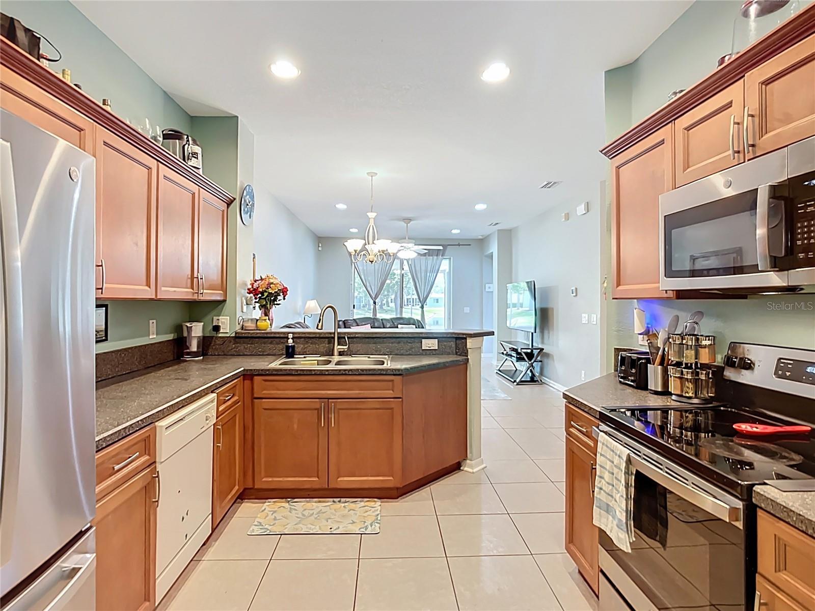 Listing photo id 10 for 11457 Captiva Kay Drive