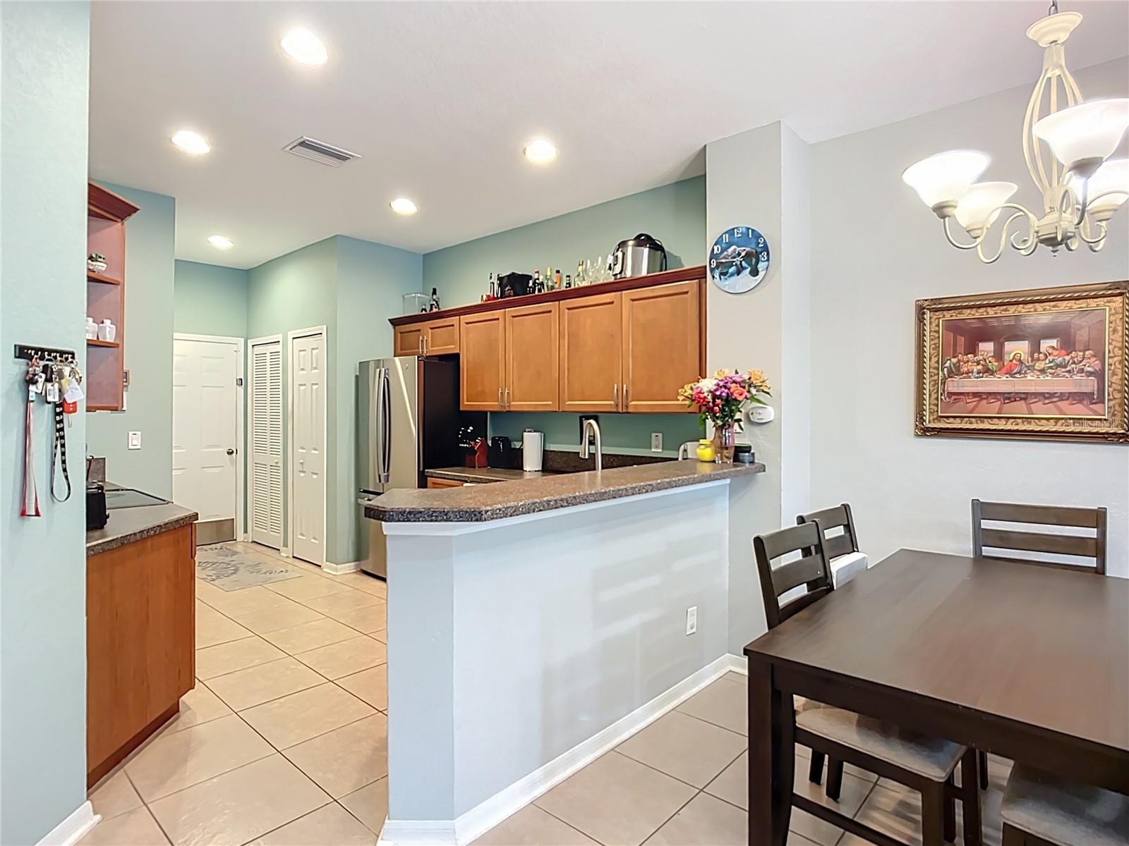 Listing photo id 13 for 11457 Captiva Kay Drive