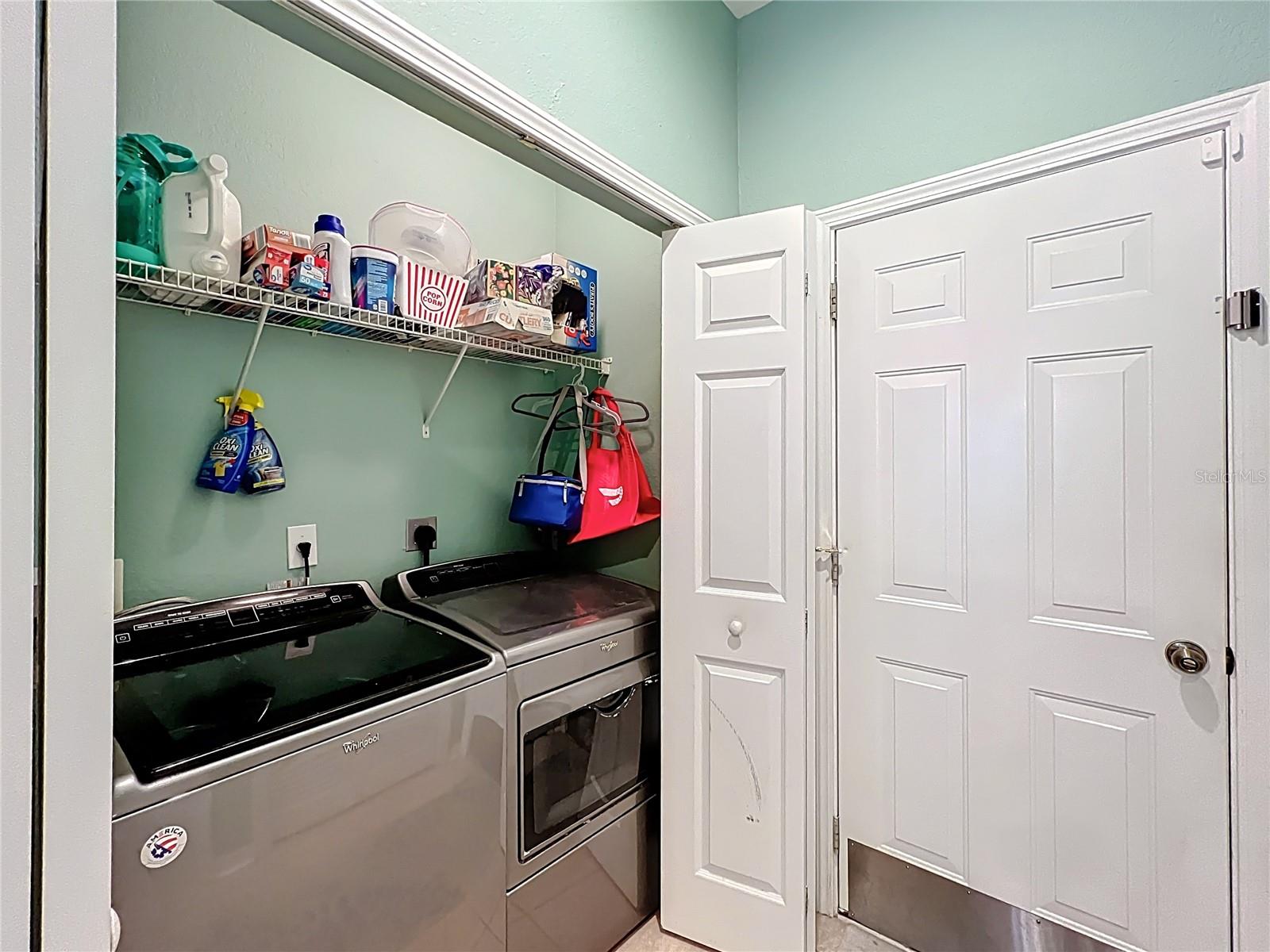 Listing photo id 30 for 11457 Captiva Kay Drive