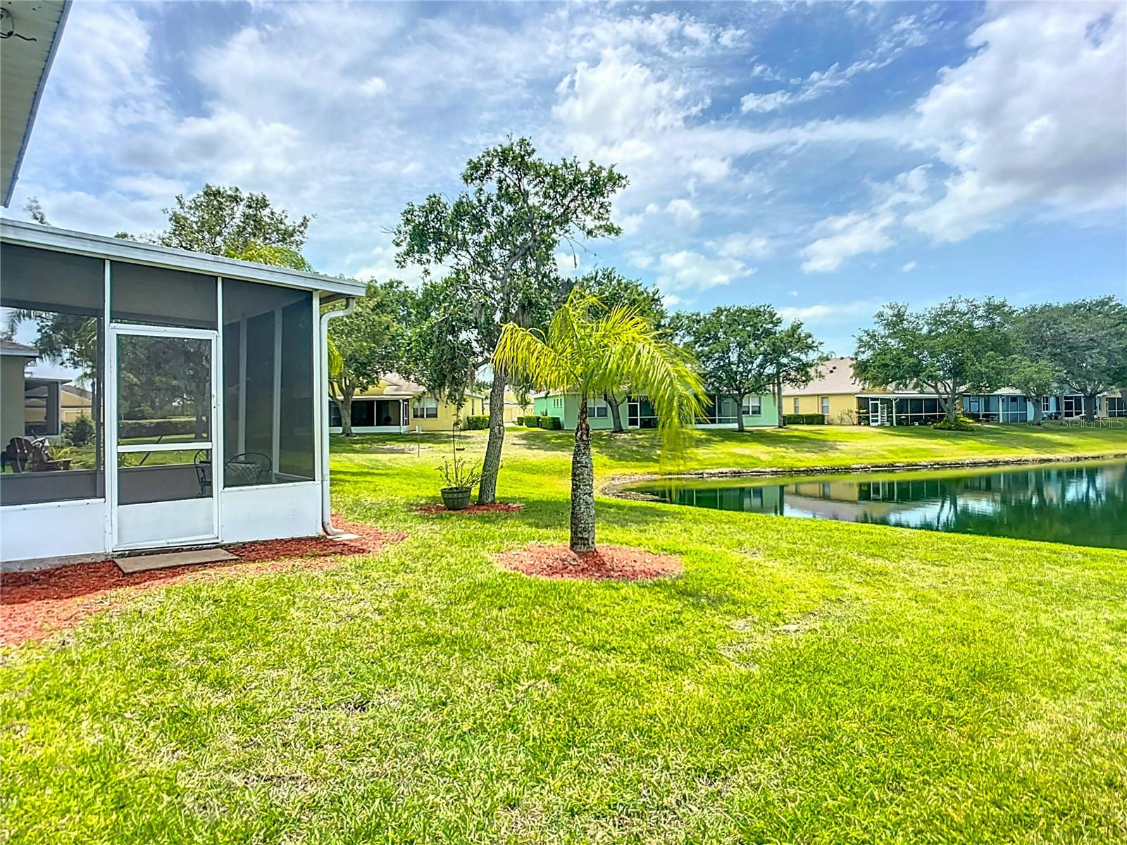 Listing photo id 36 for 11457 Captiva Kay Drive