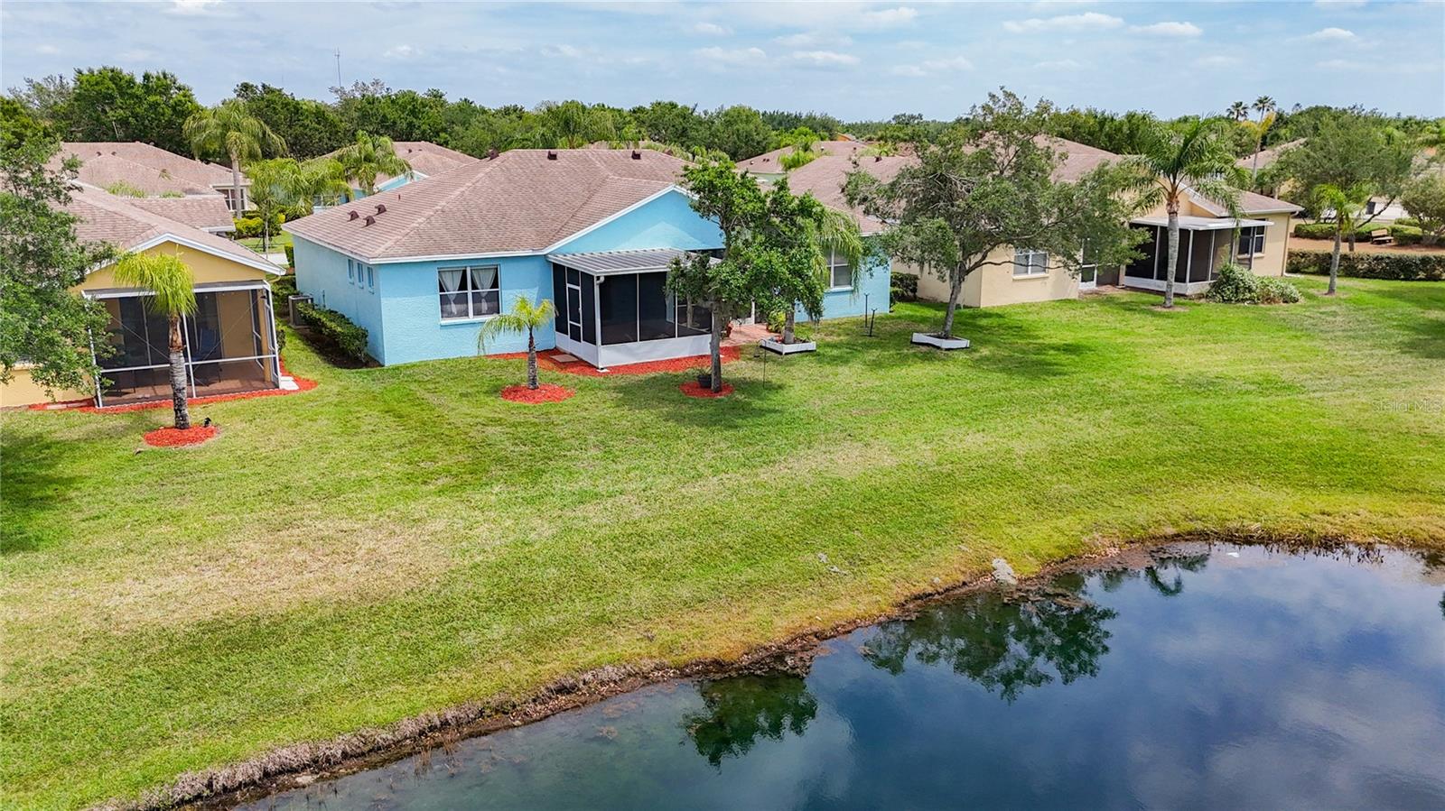 Listing photo id 38 for 11457 Captiva Kay Drive