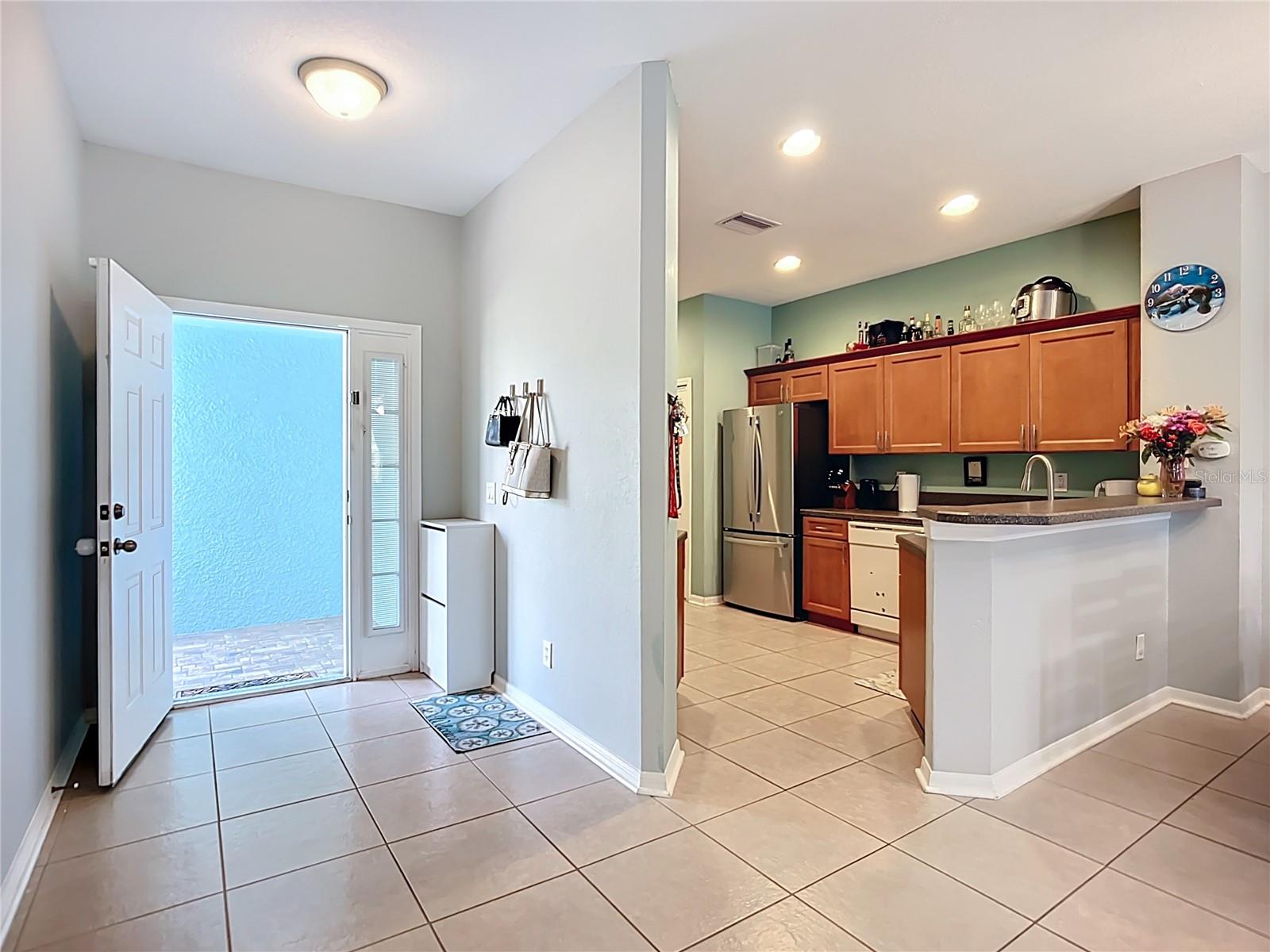 Listing photo id 6 for 11457 Captiva Kay Drive