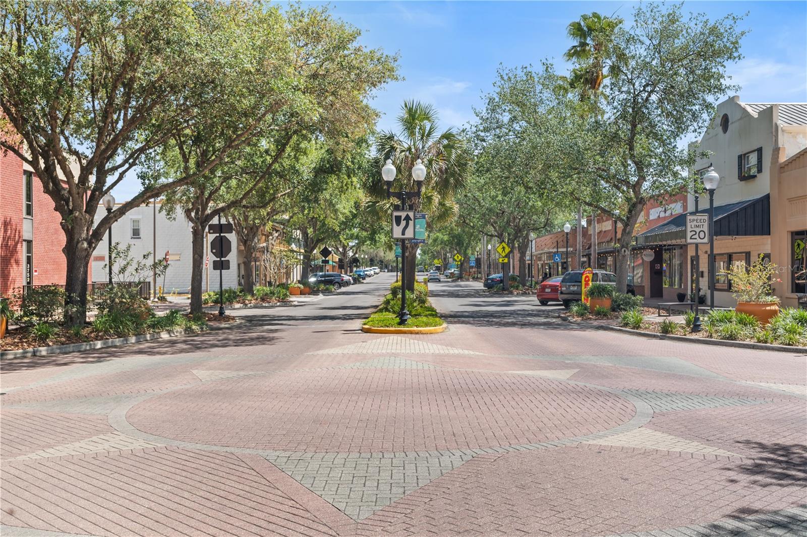 Image 15 of 42 For 38351 7th Avenue