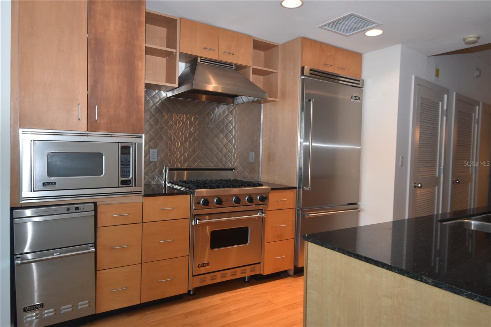 Image 2 of 11 For 1208 Kennedy Boulevard 1220