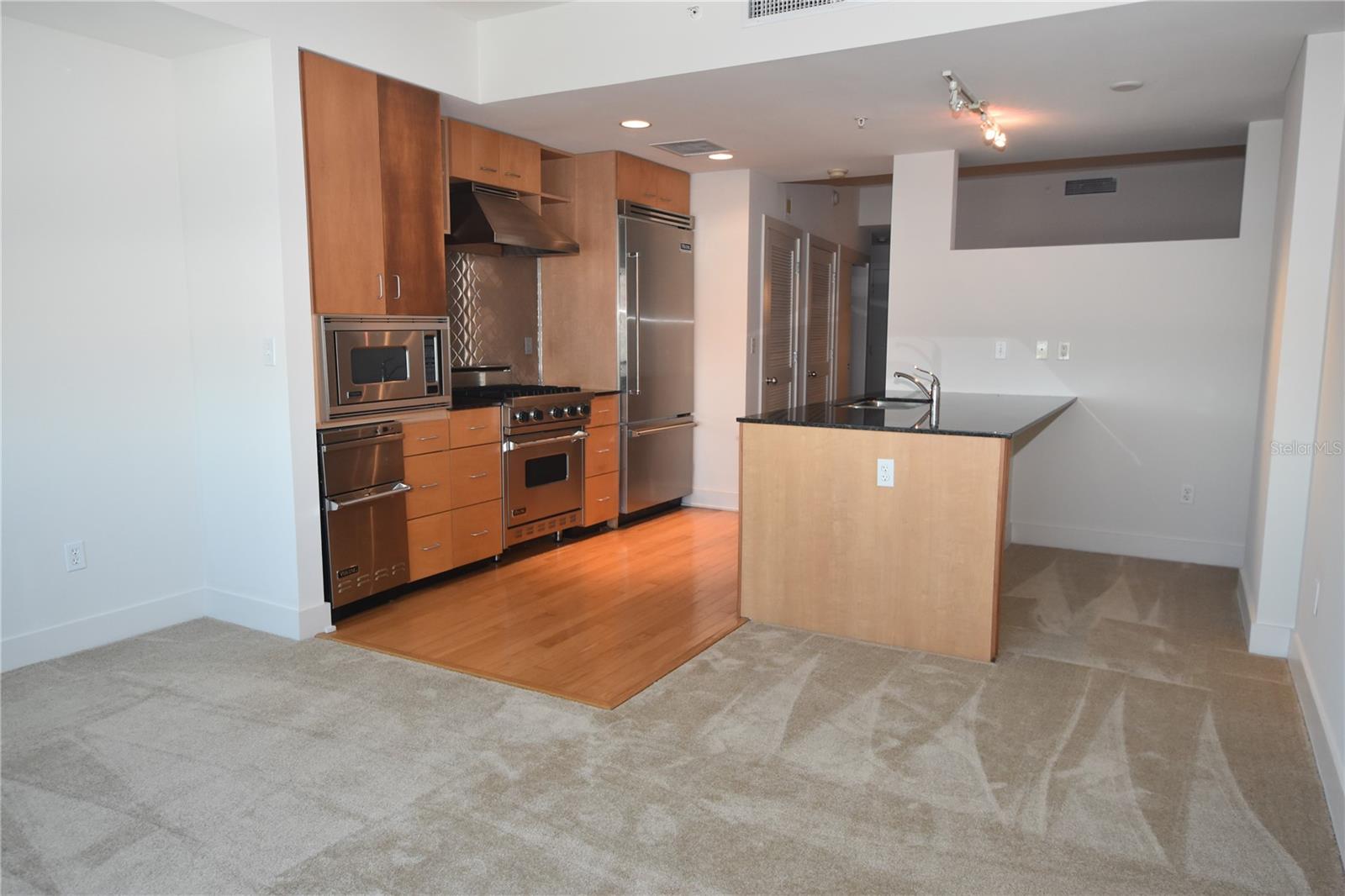 Image 3 of 11 For 1208 Kennedy Boulevard 1220