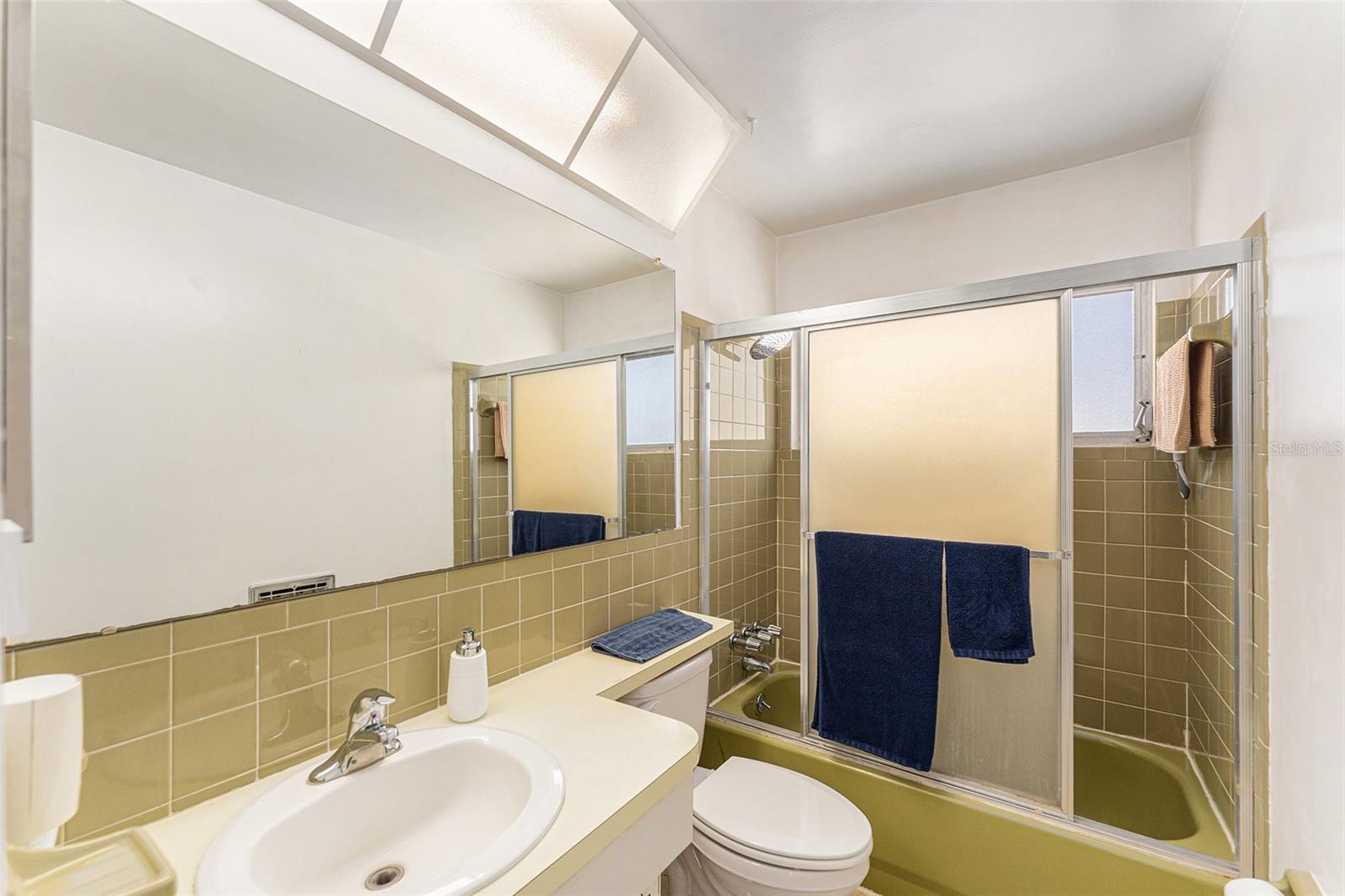 Image 21 of 34 For 9740 45th Street N