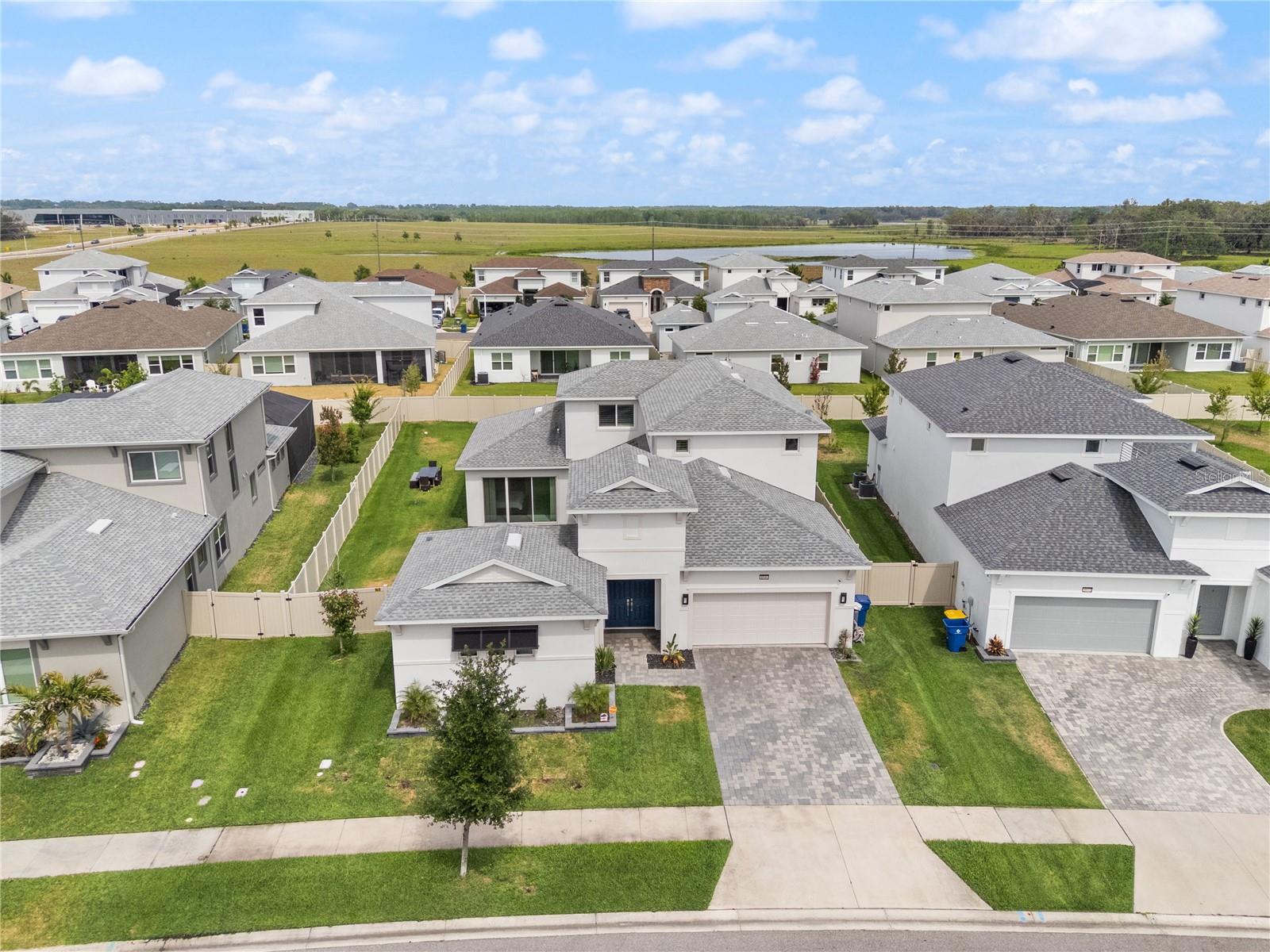 Image 18 of 45 For 8946 Ivy Stark Boulevard