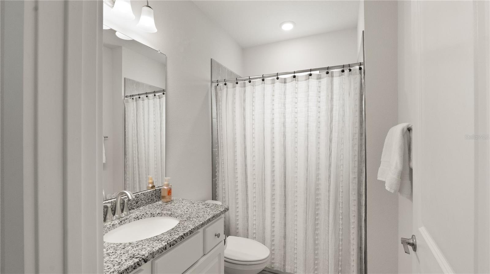 Image 36 of 45 For 8946 Ivy Stark Boulevard