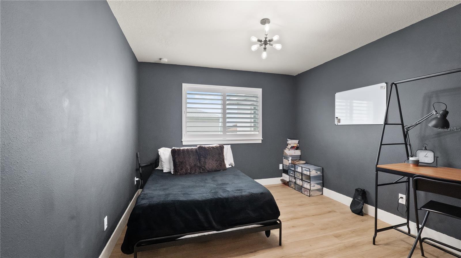 Image 37 of 45 For 8946 Ivy Stark Boulevard