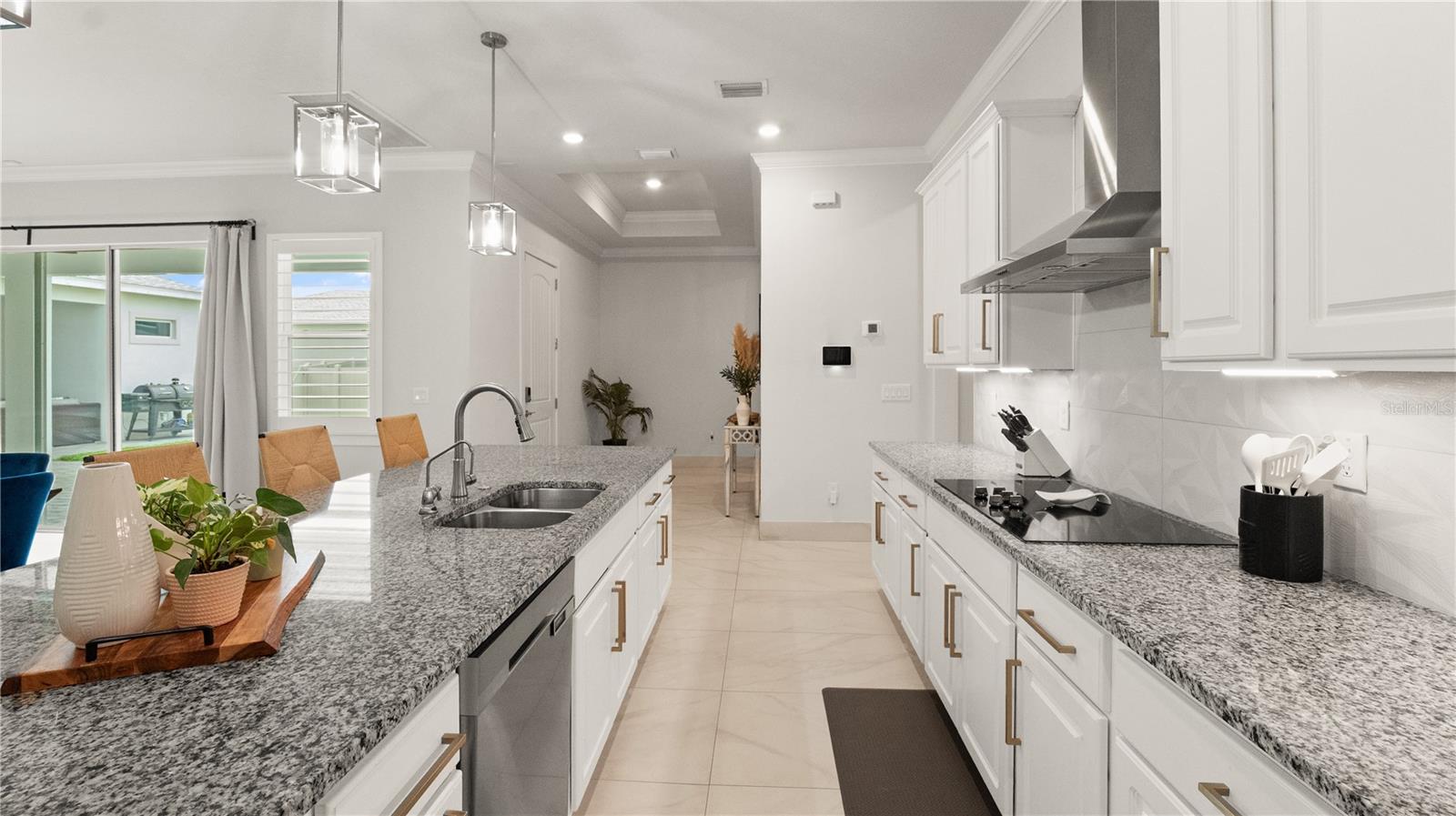 Image 7 of 45 For 8946 Ivy Stark Boulevard