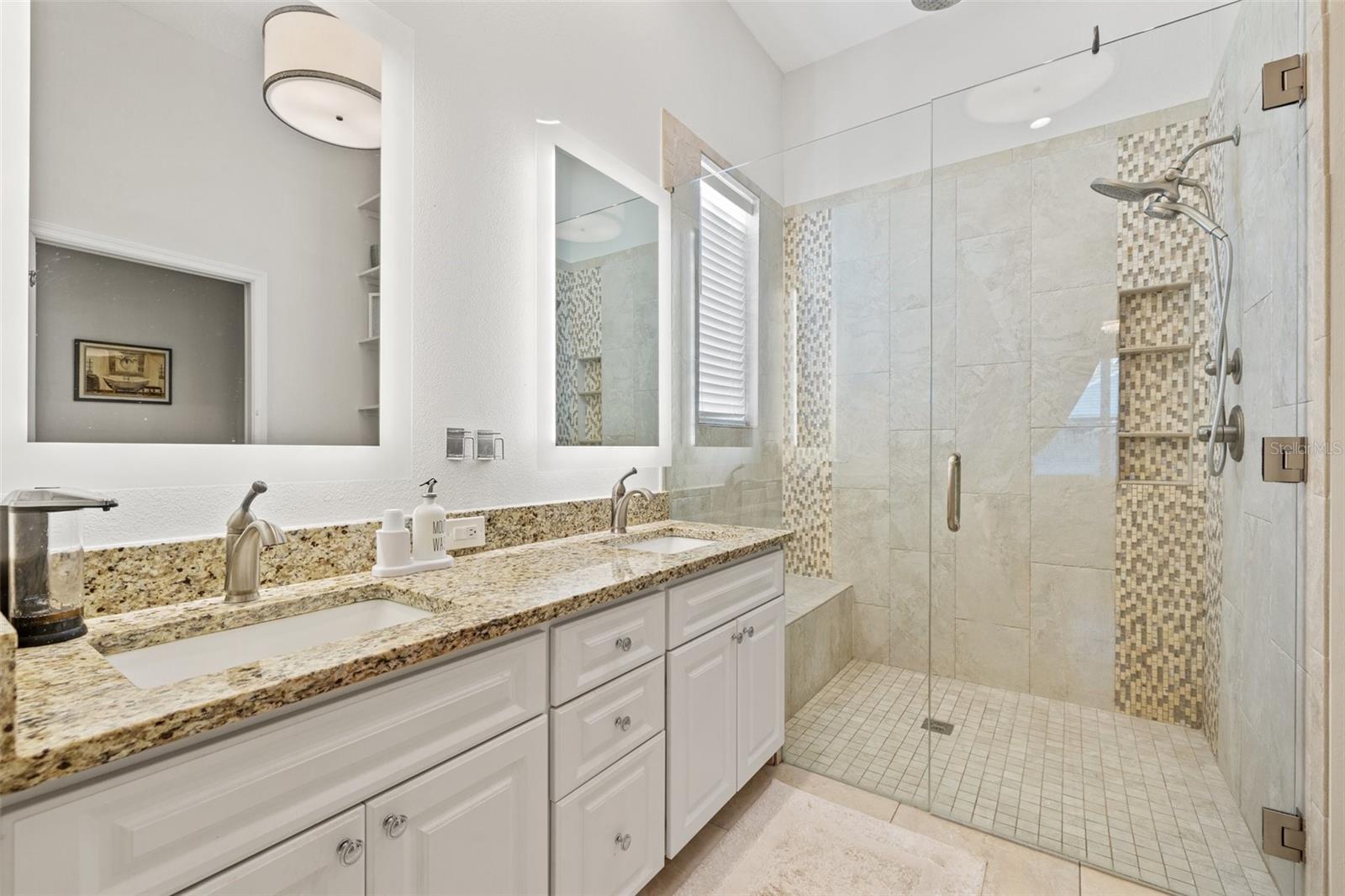 Image 18 of 30 For 11808 Lancashire Drive