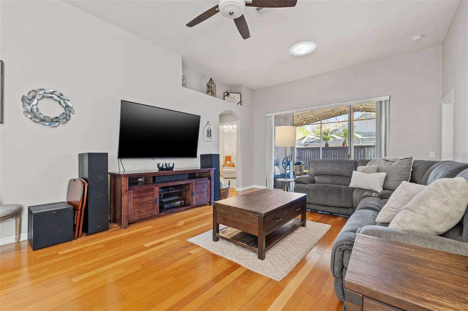 Image 7 of 30 For 11808 Lancashire Drive