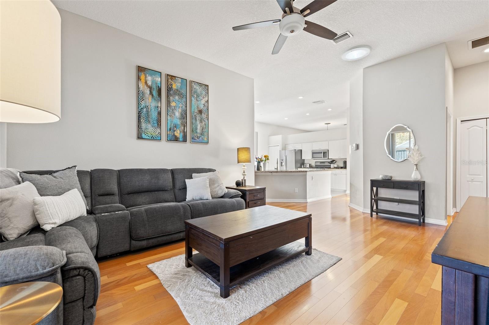 Image 8 of 30 For 11808 Lancashire Drive