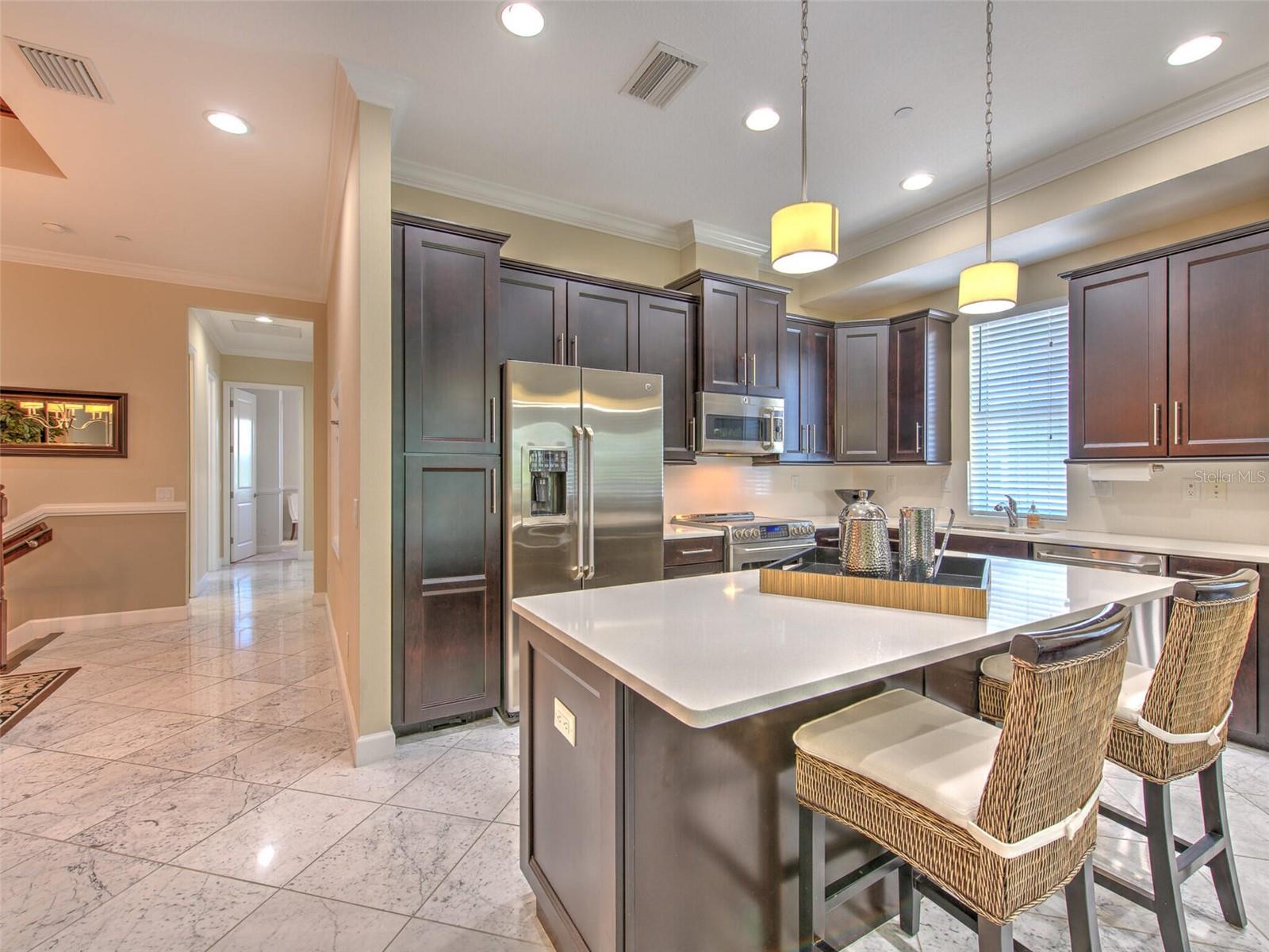 Image 12 of 55 For 325 Sapphire Lake Drive 201
