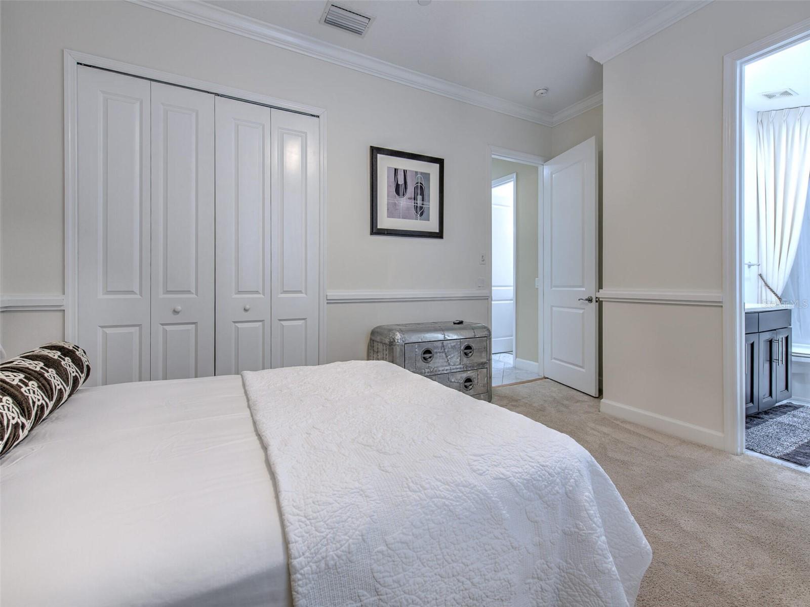 Image 40 of 55 For 325 Sapphire Lake Drive 201