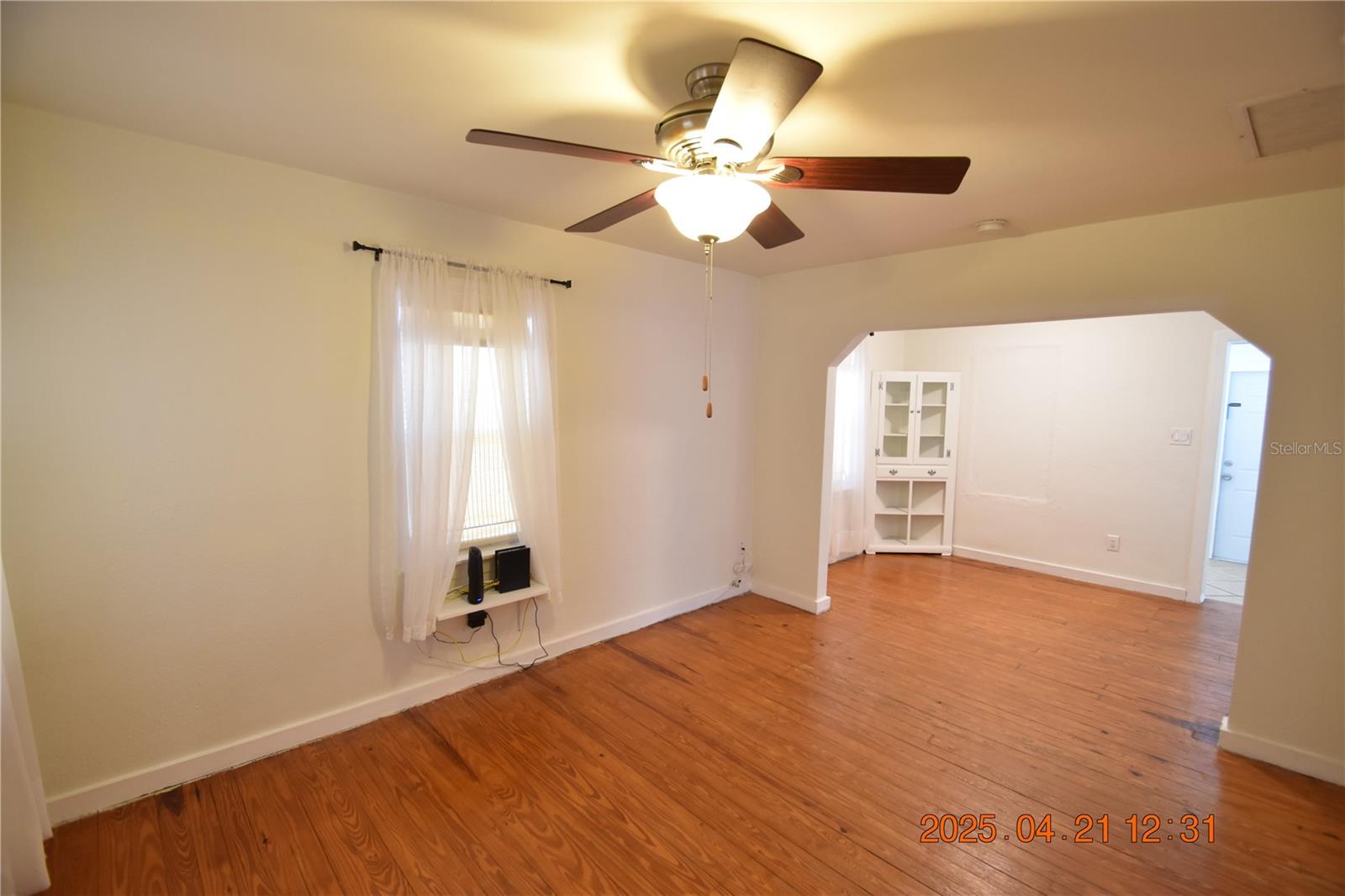 Image 17 of 38 For 3321 20th Street N