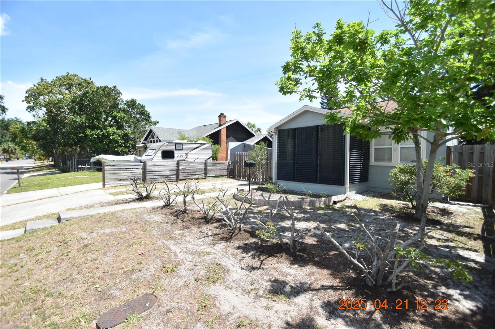Image 2 of 38 For 3321 20th Street N