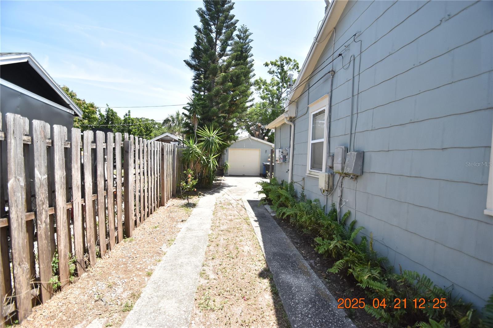 Image 6 of 38 For 3321 20th Street N