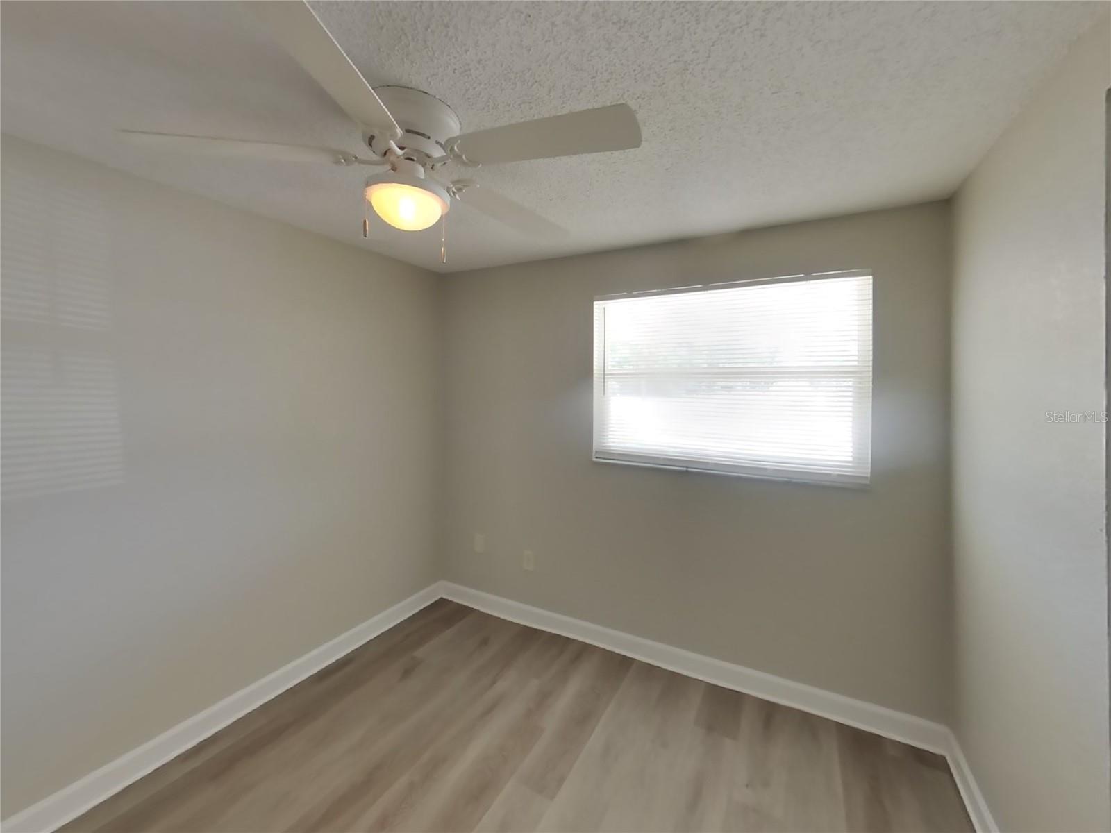 Image 12 of 19 For 1002 Windsor Hill Way