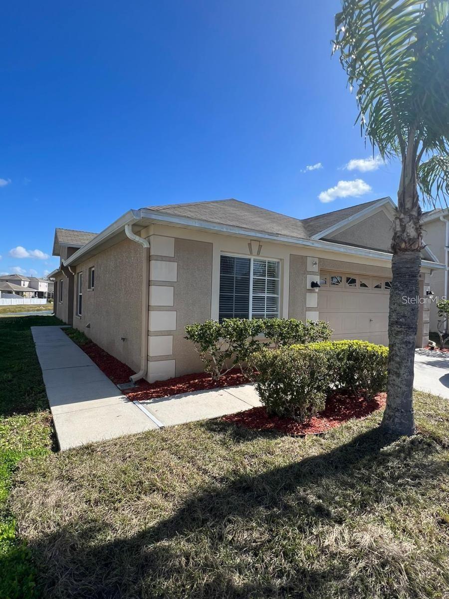 Image 6 of 7 For 6840 Aramon Court