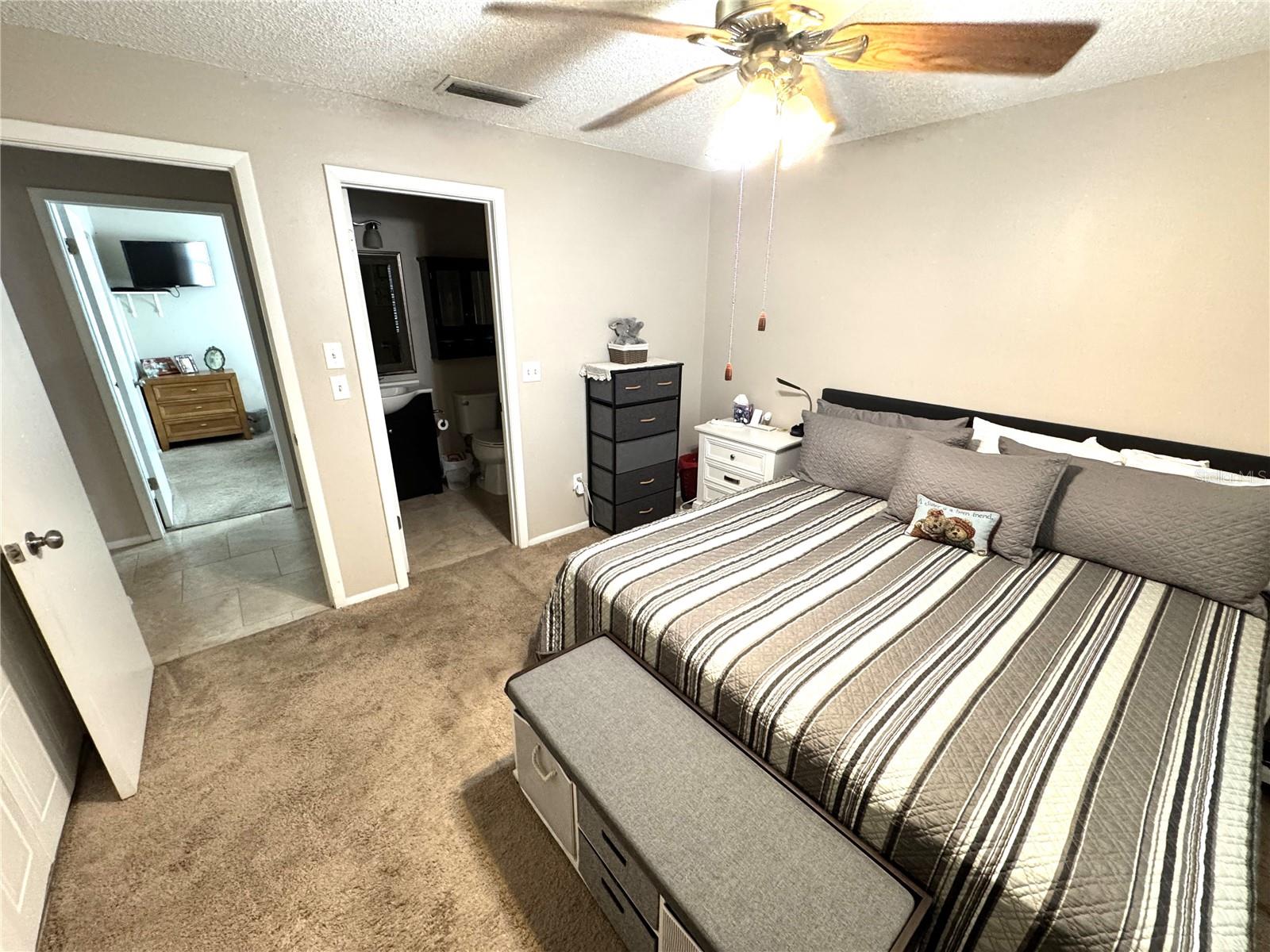 Image 8 of 22 For 13924 Pathfinder Drive