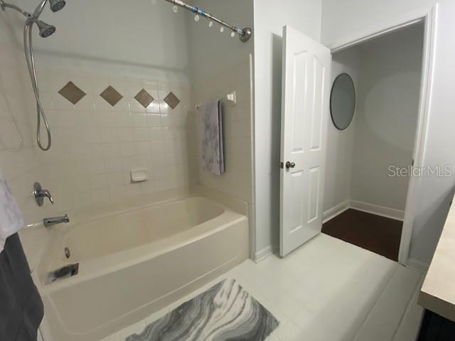 Image 17 of 27 For 4207 Dale Mabry Highway 2306