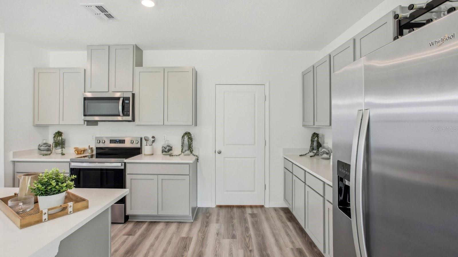 Image 12 of 36 For 32730 Winterwood Boulevard Boulevard