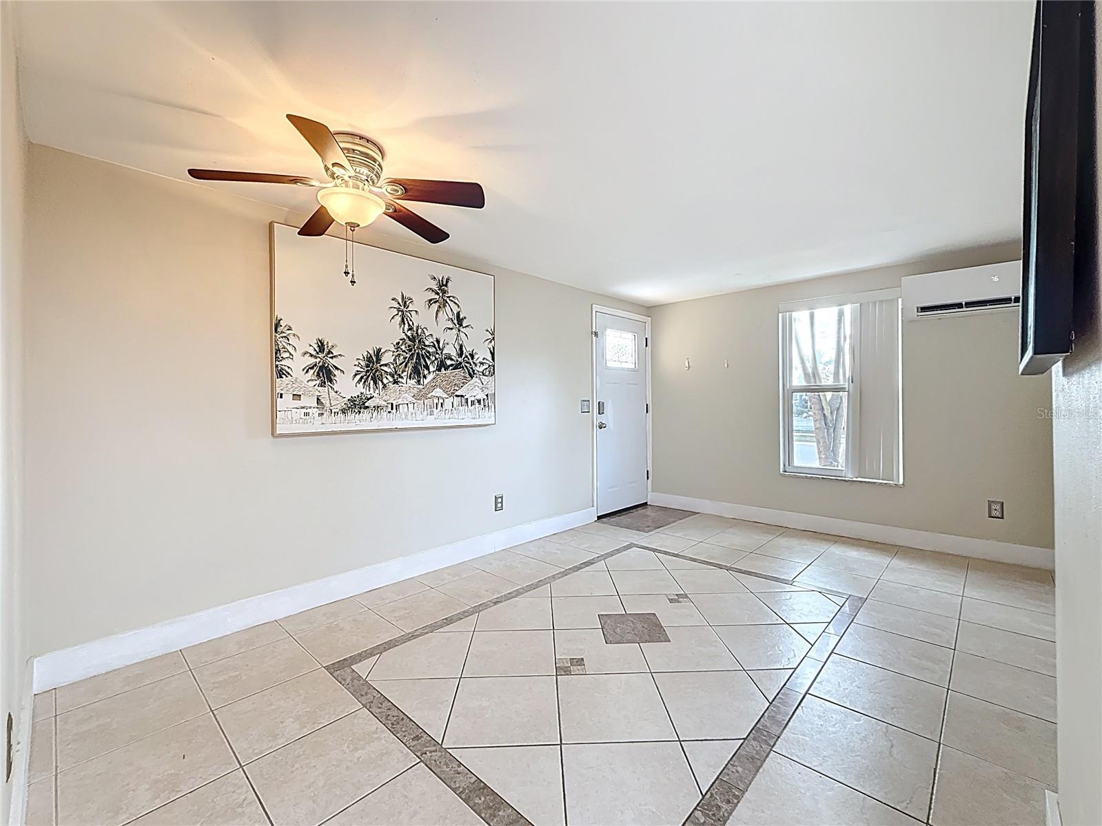 Image 6 of 39 For 2600 Paula Drive 2b
