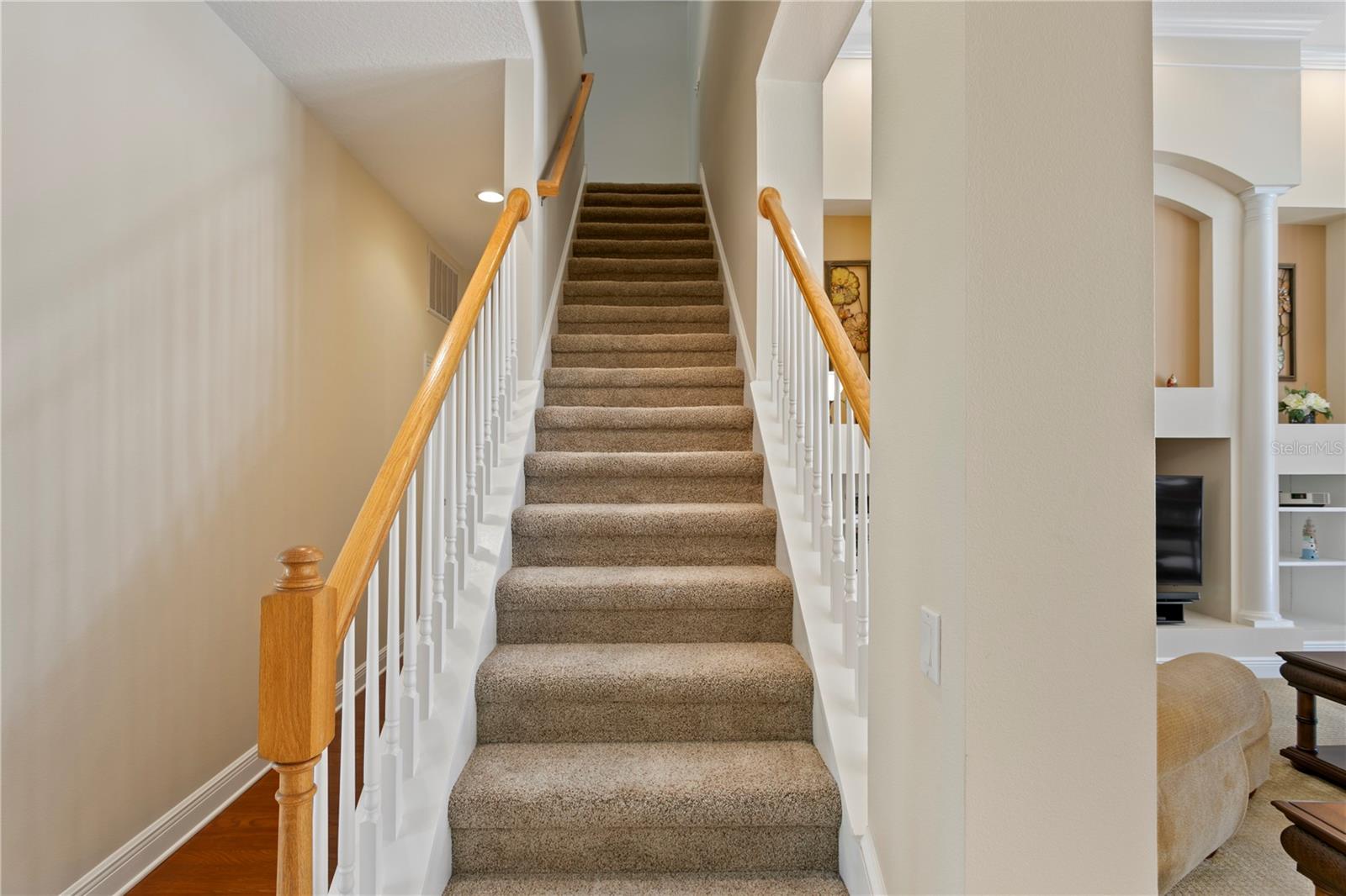 Image 27 of 63 For 10141 Deercliff Drive