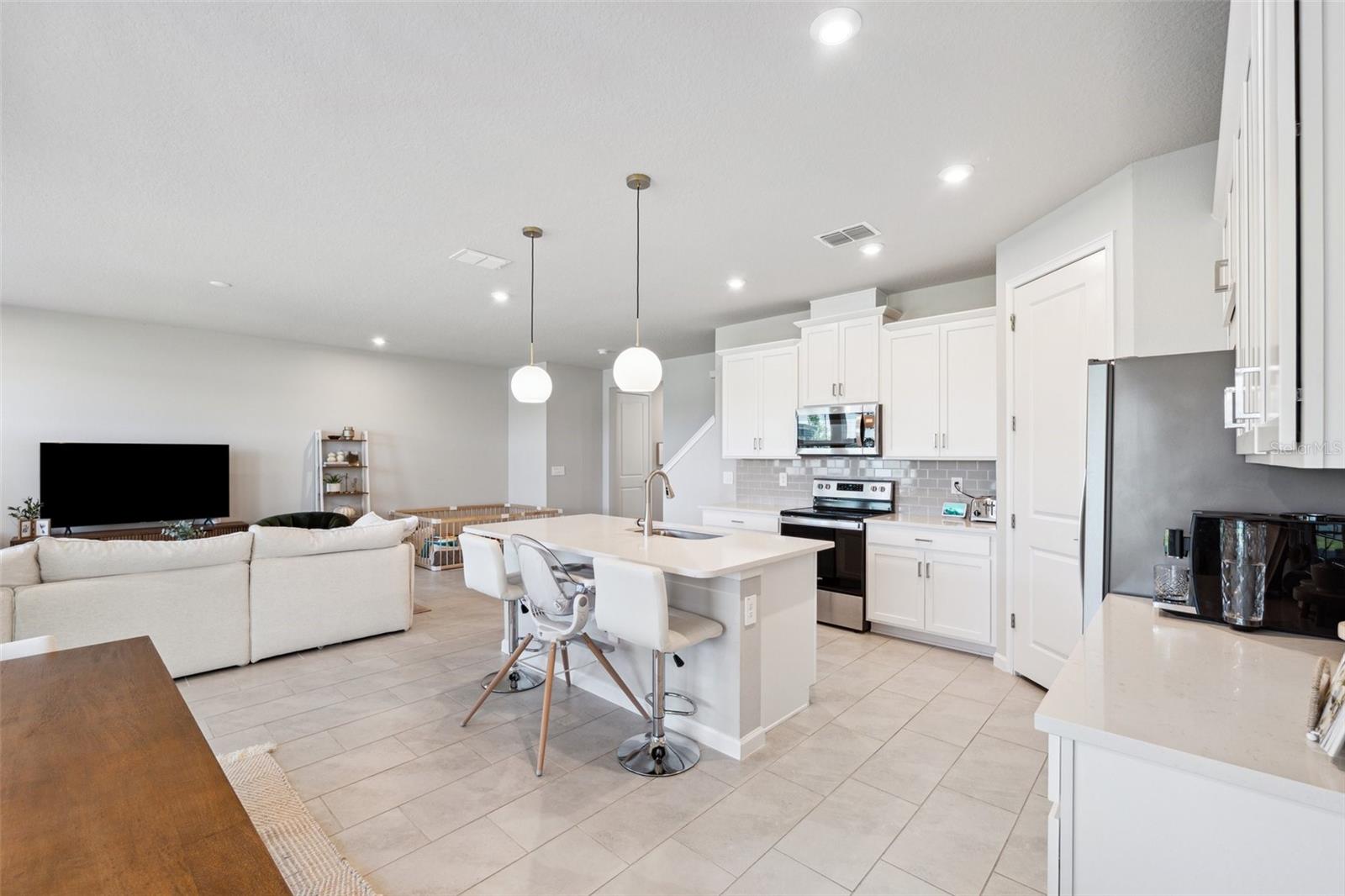 Image 10 of 67 For 31779 Asbury Avenue