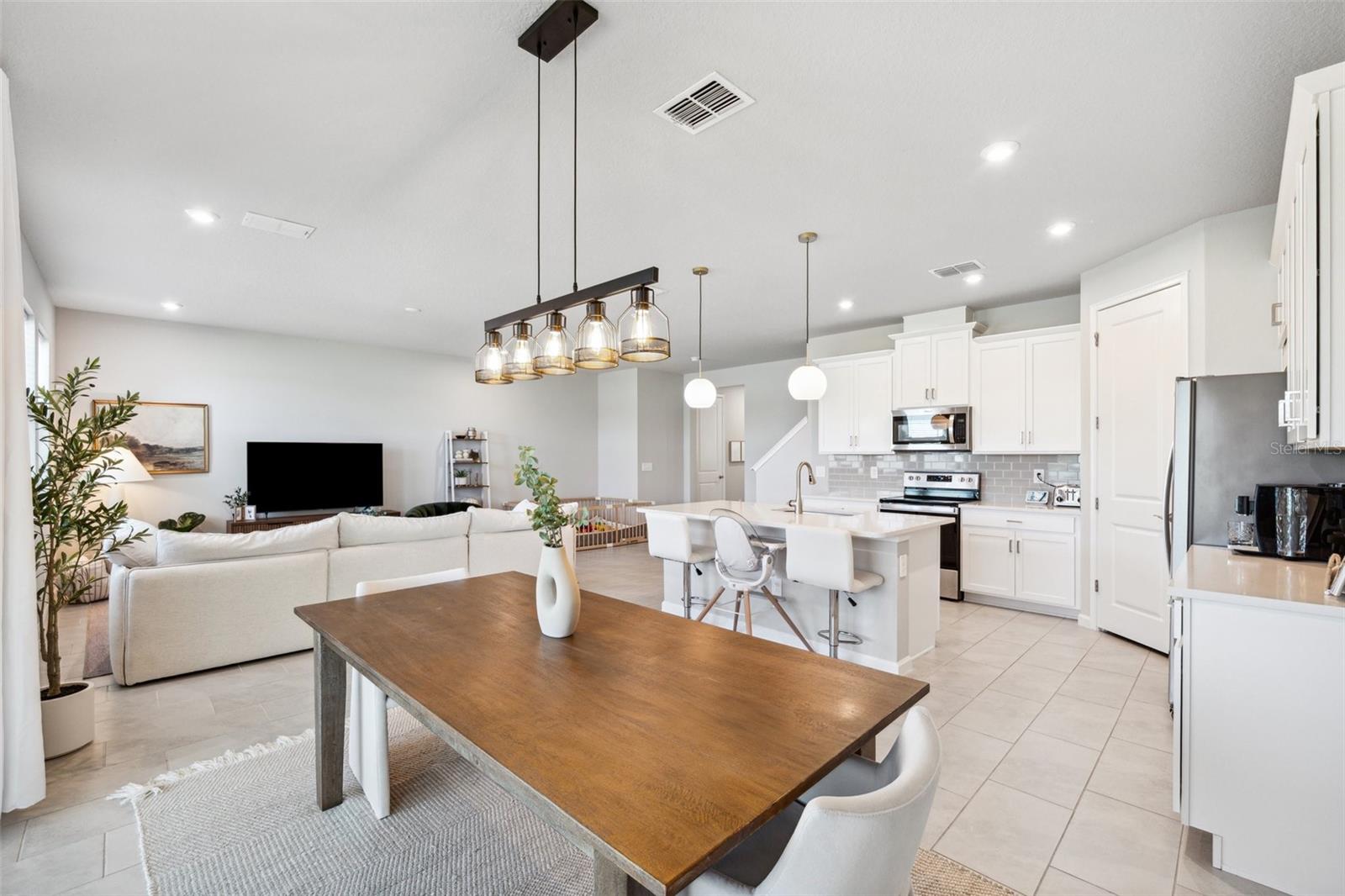 Image 13 of 67 For 31779 Asbury Avenue