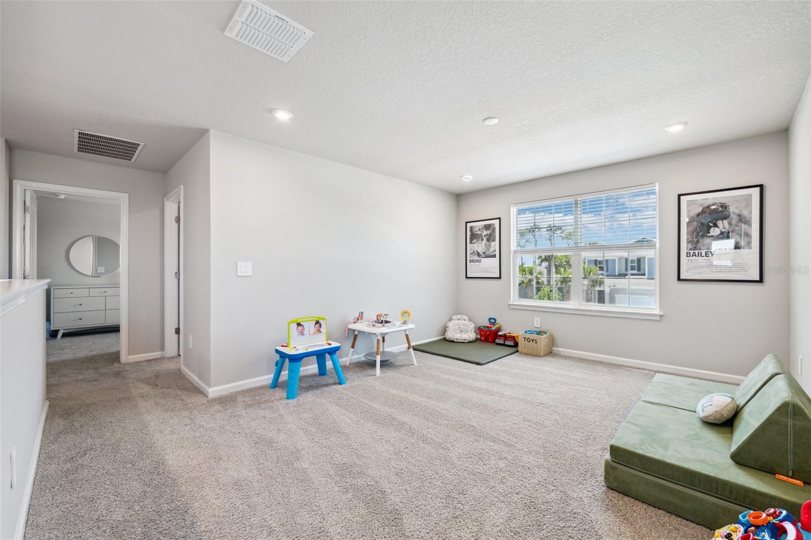 Image 33 of 67 For 31779 Asbury Avenue