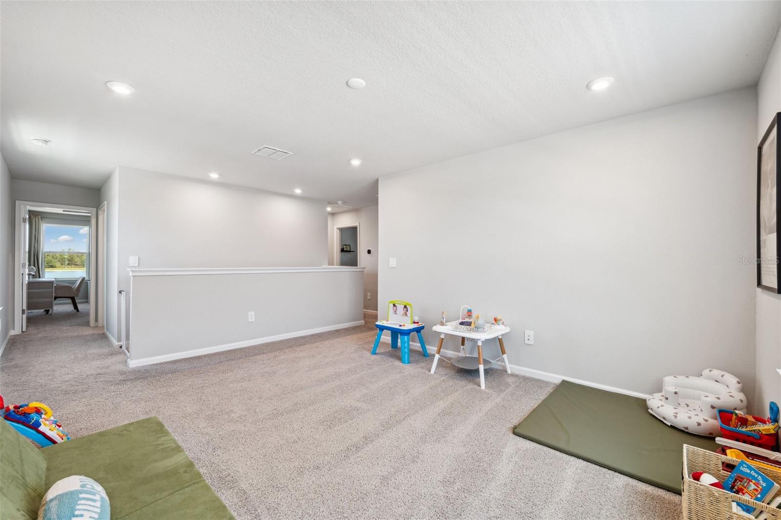 Image 34 of 67 For 31779 Asbury Avenue