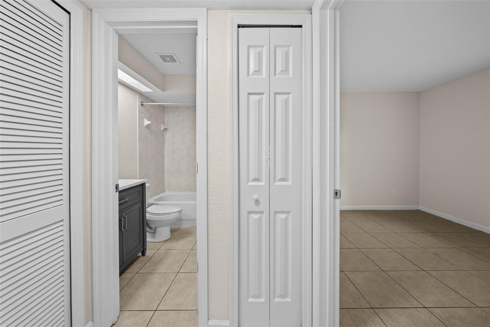 Image 13 of 23 For 3840 34th Avenue S 101