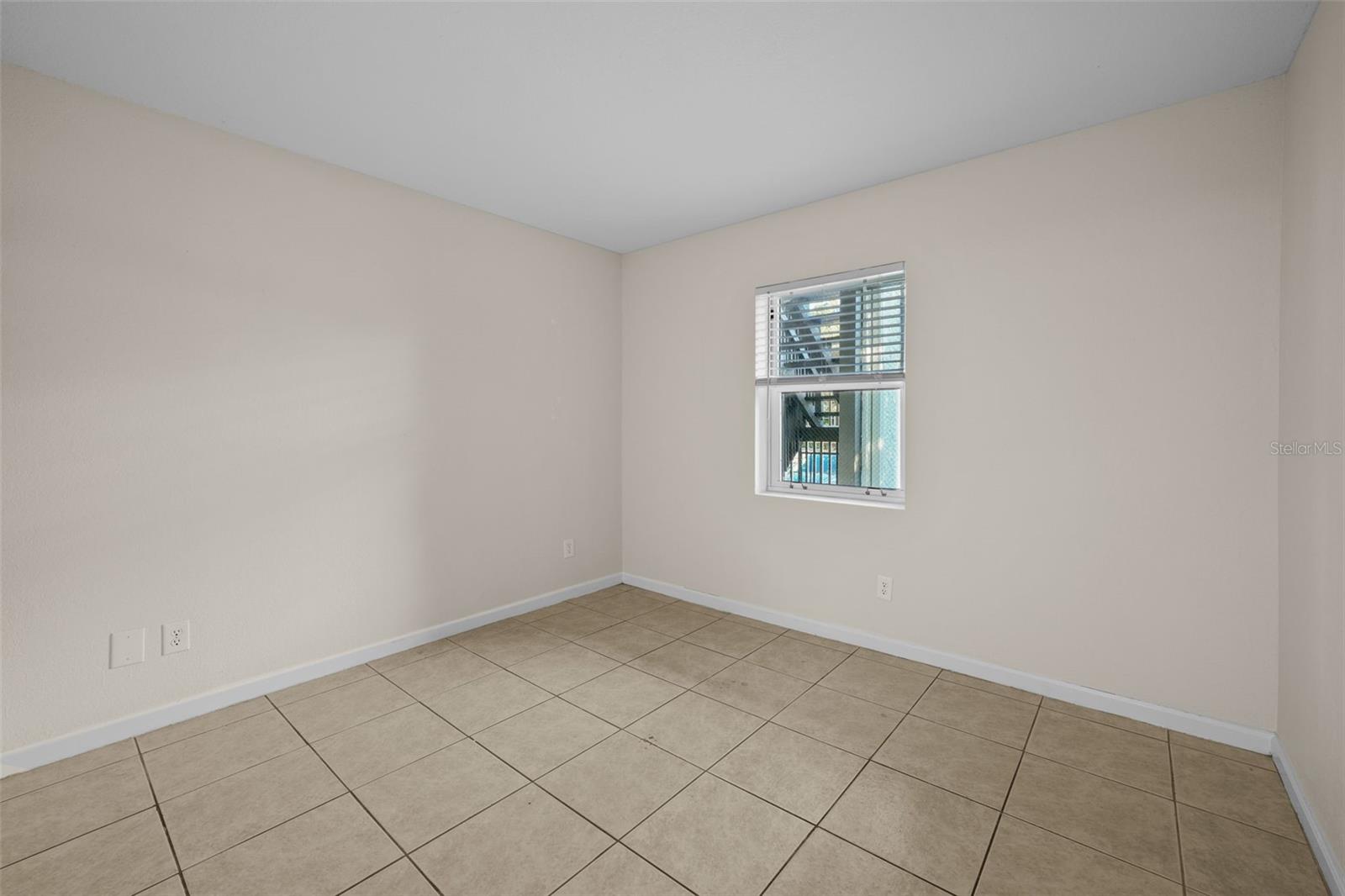 Image 14 of 23 For 3840 34th Avenue S 101