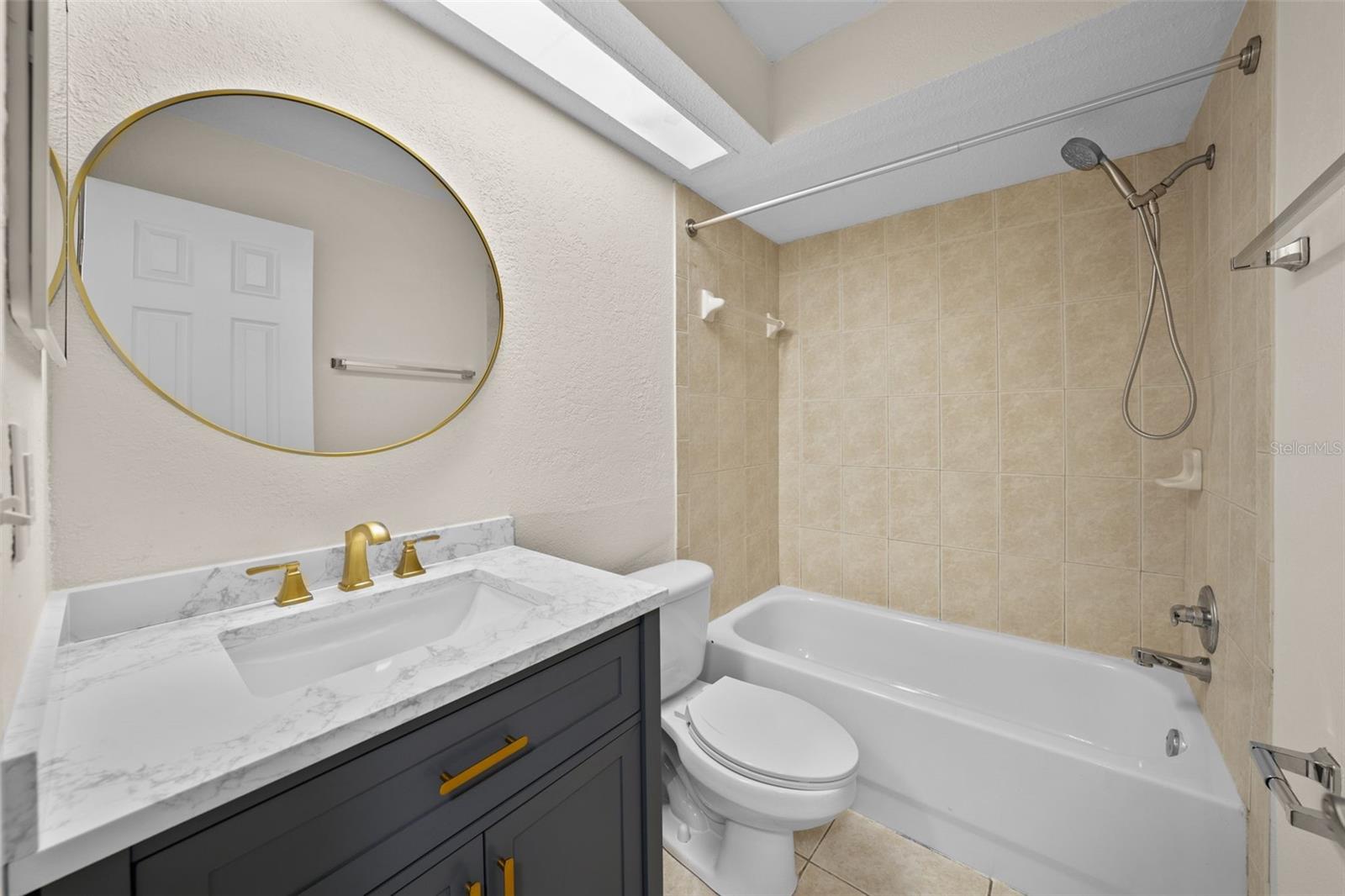 Image 17 of 23 For 3840 34th Avenue S 101