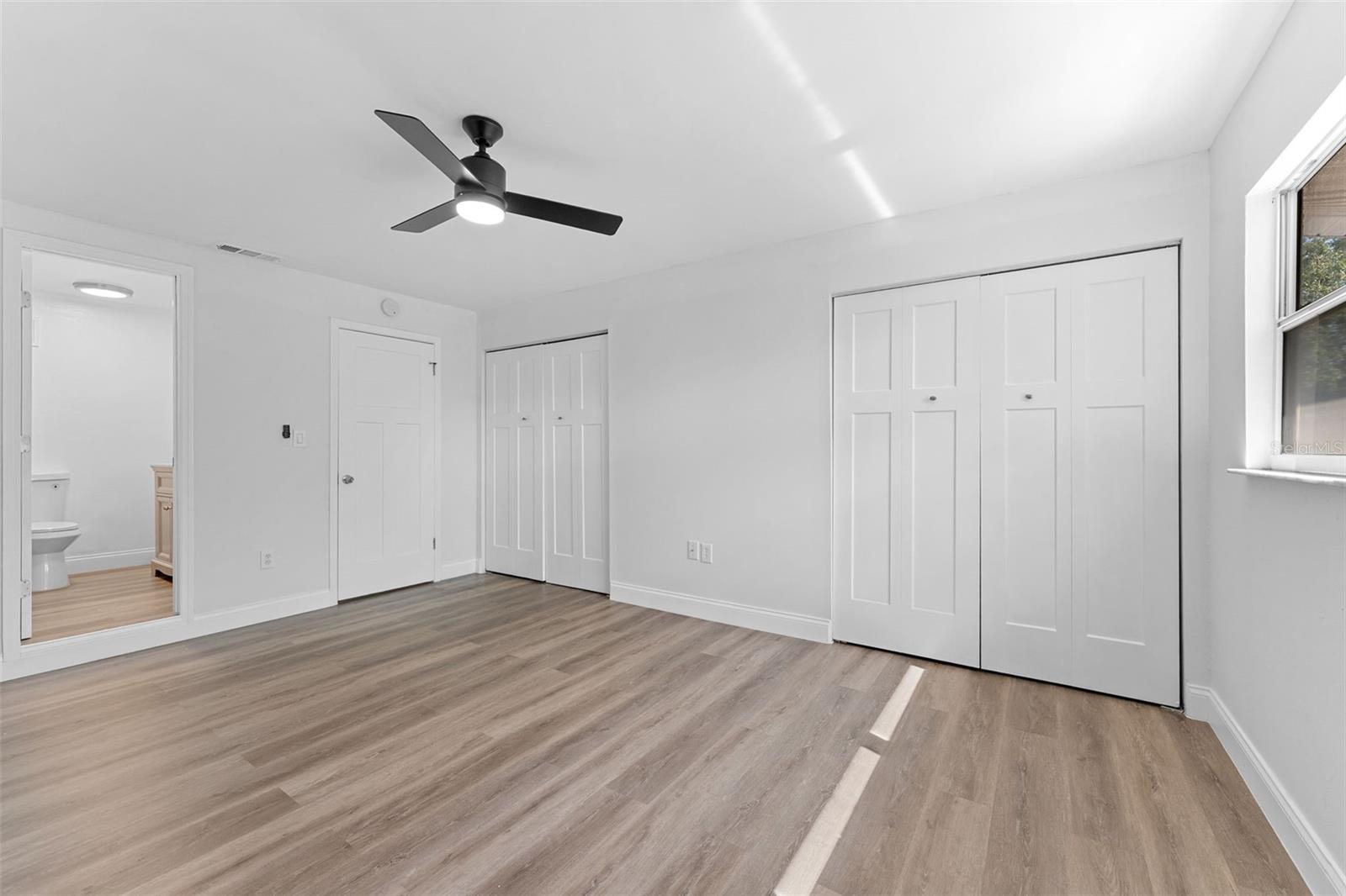 Image 14 of 35 For 1700 Azalea Court B