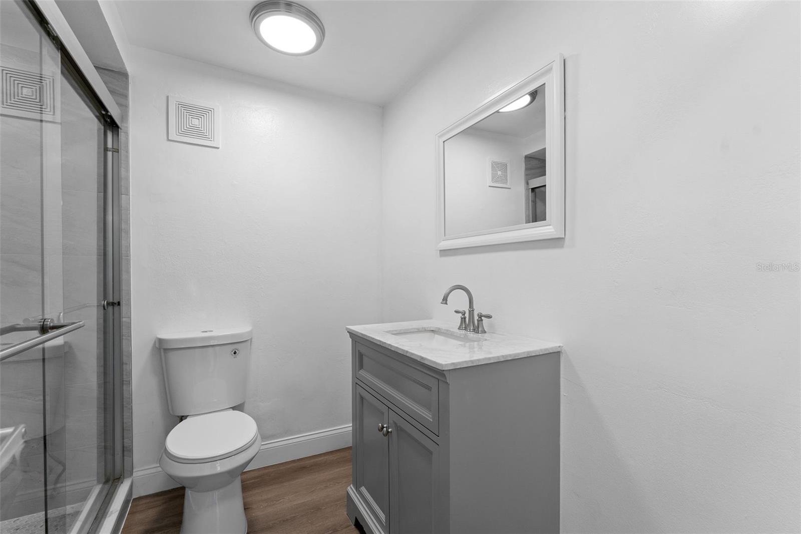Image 16 of 35 For 1700 Azalea Court B
