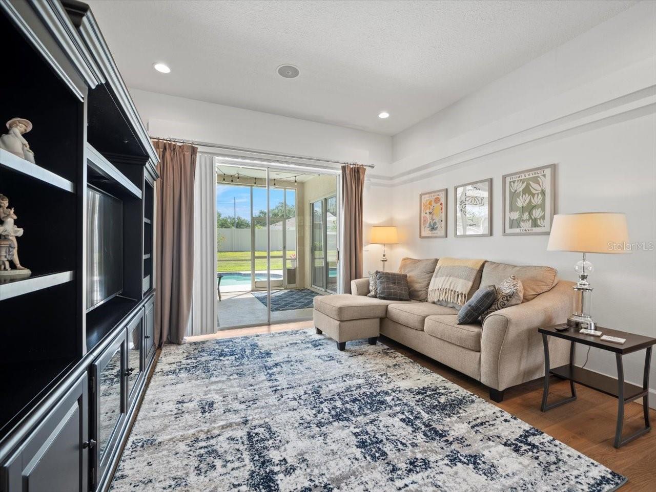 Image 24 of 42 For 17311 Hubers Court