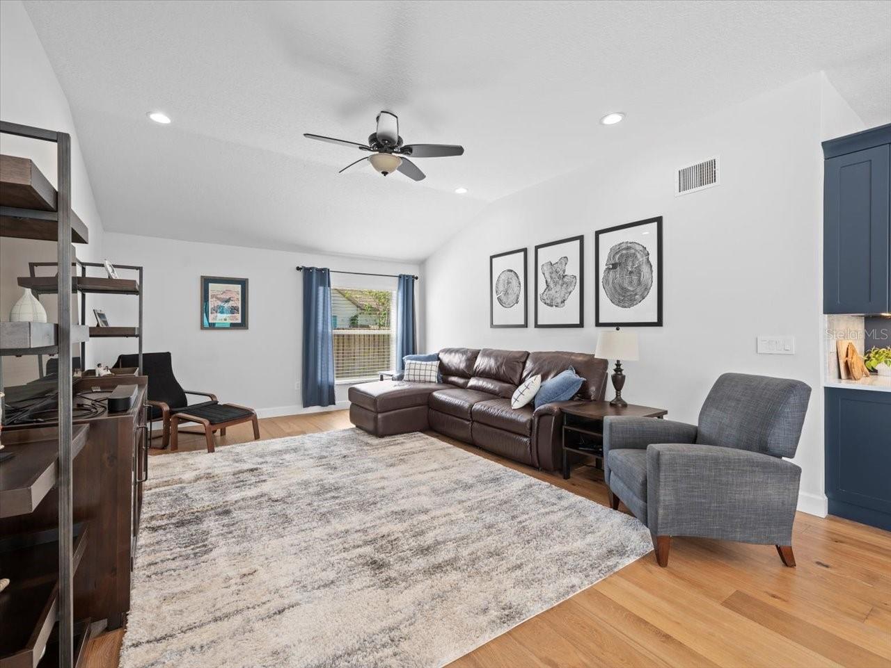 Image 29 of 42 For 17311 Hubers Court