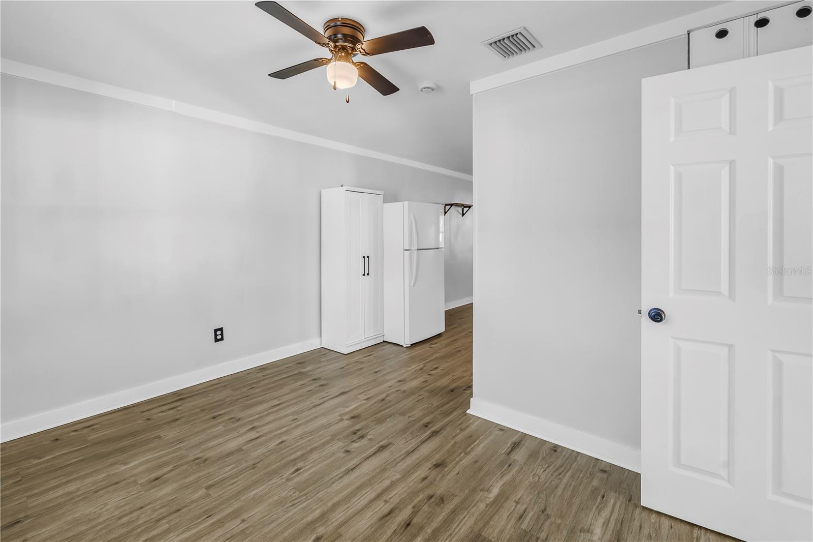 Image 14 of 35 For 1260 Palmetto Street