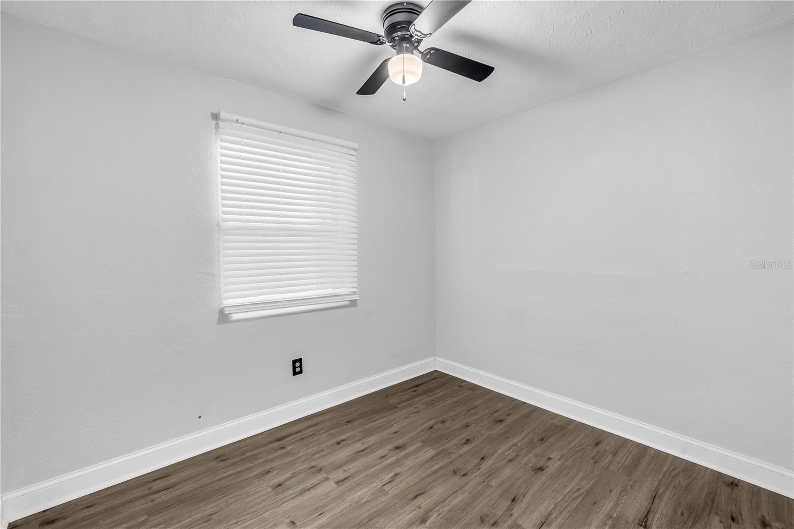 Image 17 of 35 For 1260 Palmetto Street