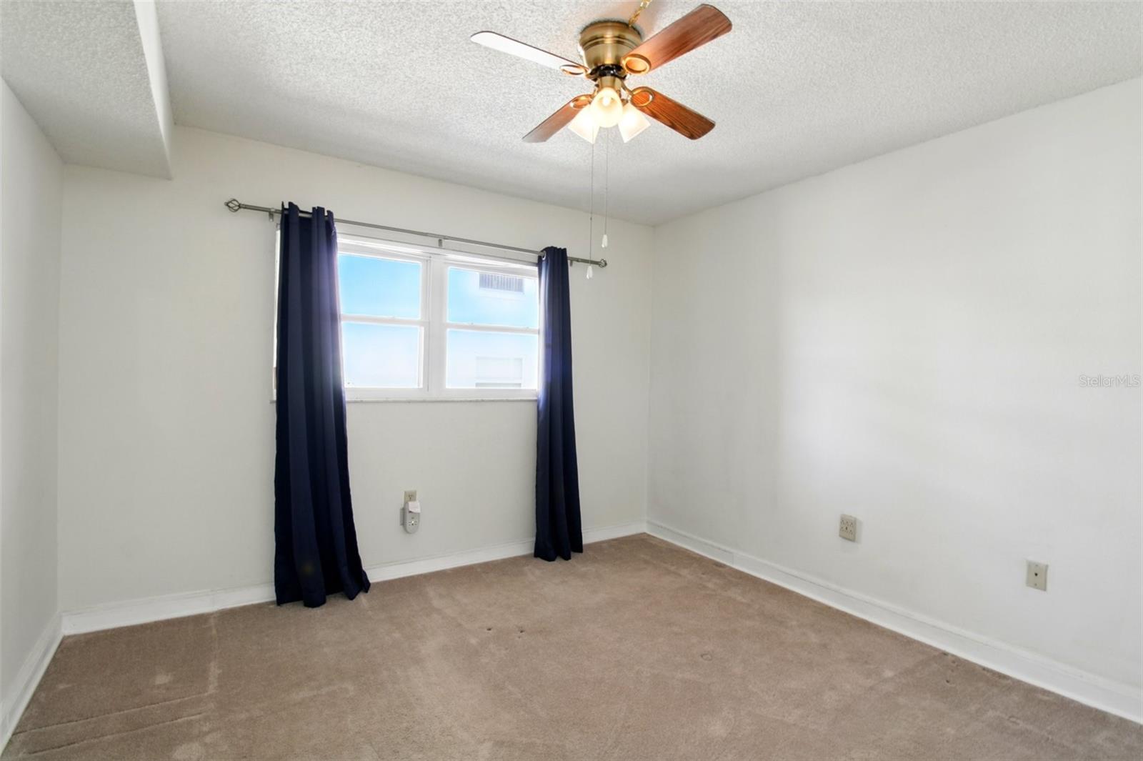 Image 15 of 37 For 10035 63rd Avenue N 12