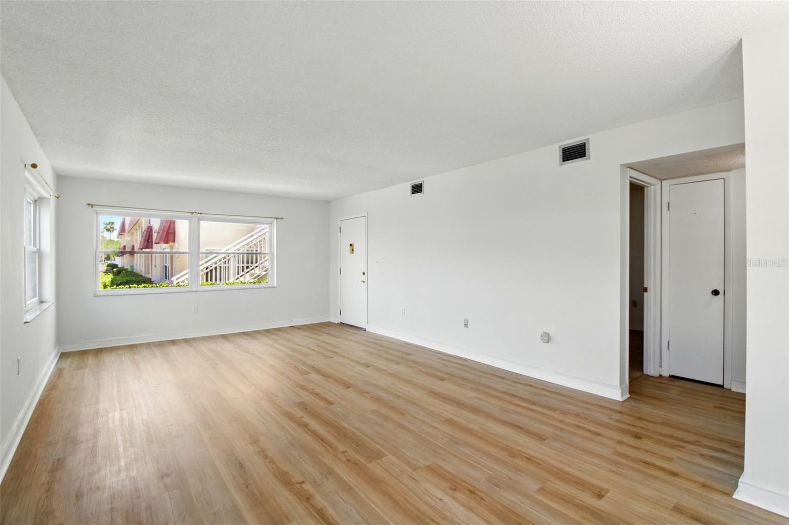Image 4 of 37 For 10035 63rd Avenue N 12